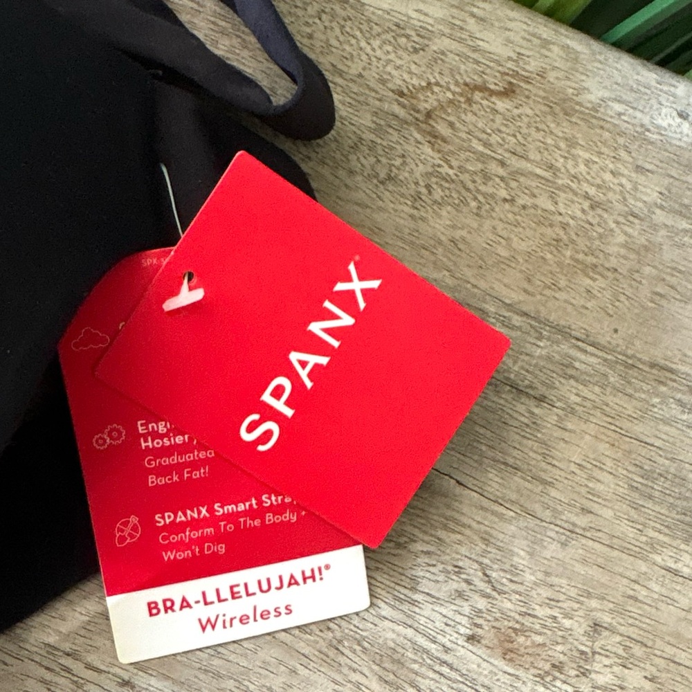 SPANX Bra-llelujah Wireless Bra - Picture 7 of 10